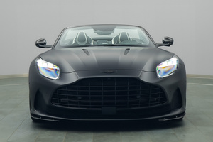 Aston Martin DB12 Volante